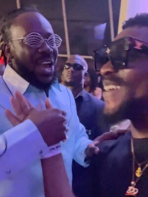 Tobi Bakre Instagram - Big Congrats to the Man @adekunlegold 

Tequila Ever After!!!! E enter and e pepper!!!!

Fun times with my people last night! Can someone hit rewind. That's some fun time I want to have again yo!