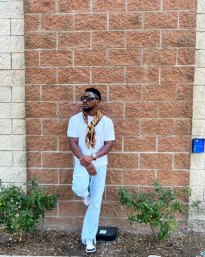 Tobi Bakre Instagram - My Face Show!!!!

Happy new week amazing people!

Wish you and myself a super productive and favored week.