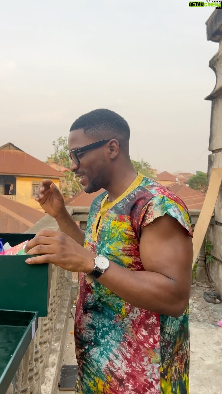 Tobi Bakre Instagram - I really appreciate this @nutrifynigeria !!! My doctors mentioned supplementing away from usual healthy diet and exercise and they responded with this super box! Okay okay! I love what I see. Let’s dig in asap! Will do a consultation so we all know more about the products but yeah! @nutrifynigeria is the brand!!!!!! Let’s go!!!!!! Definitely starting with the vitamin c with zinc and the multivitamin. I give these to my kids but forgotten I need it too for so many years now. That’s going to change.