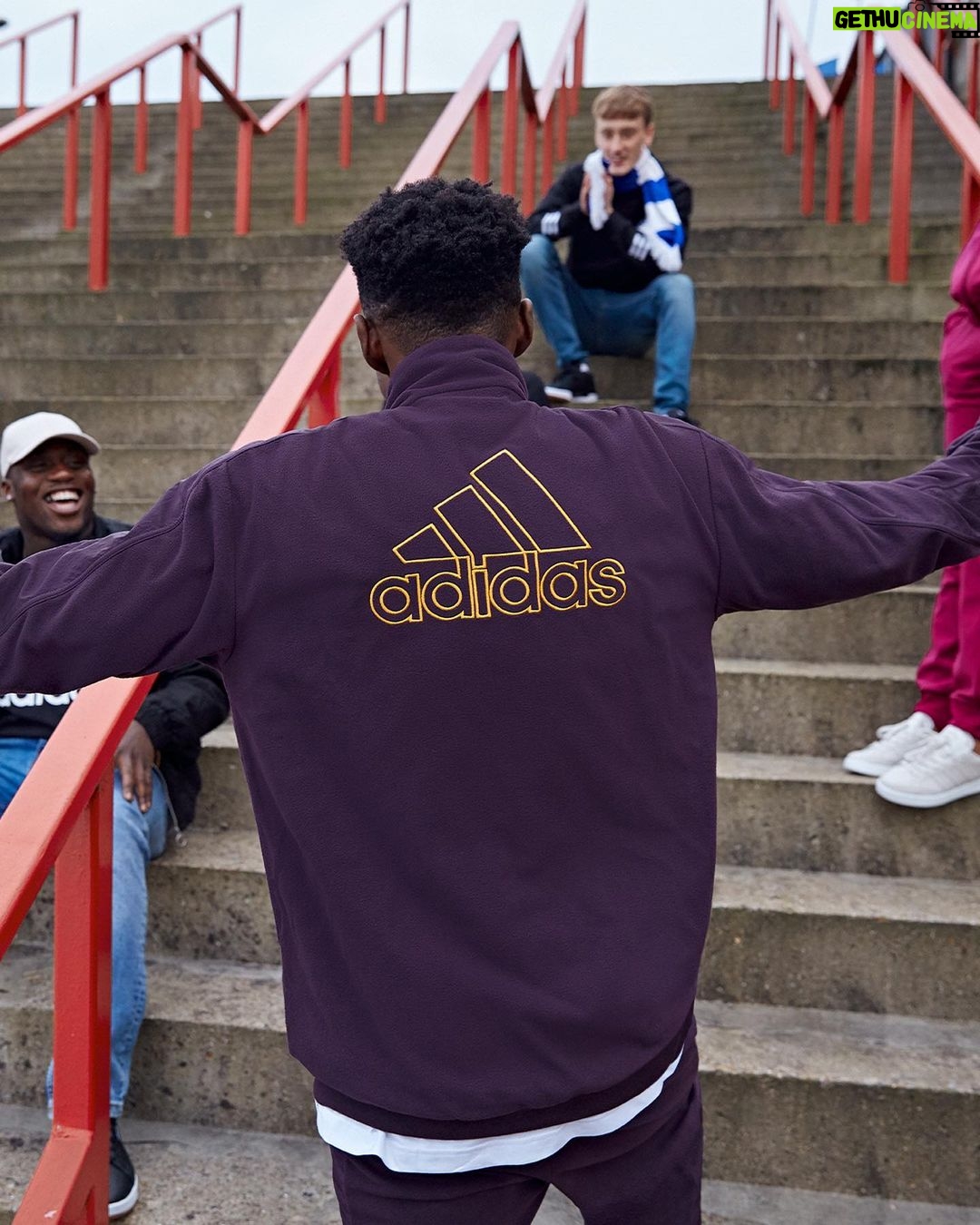 Tobi Brown - 288.3K Likes - Wearing a smile.
Adidas Style.
#createdwithadidas