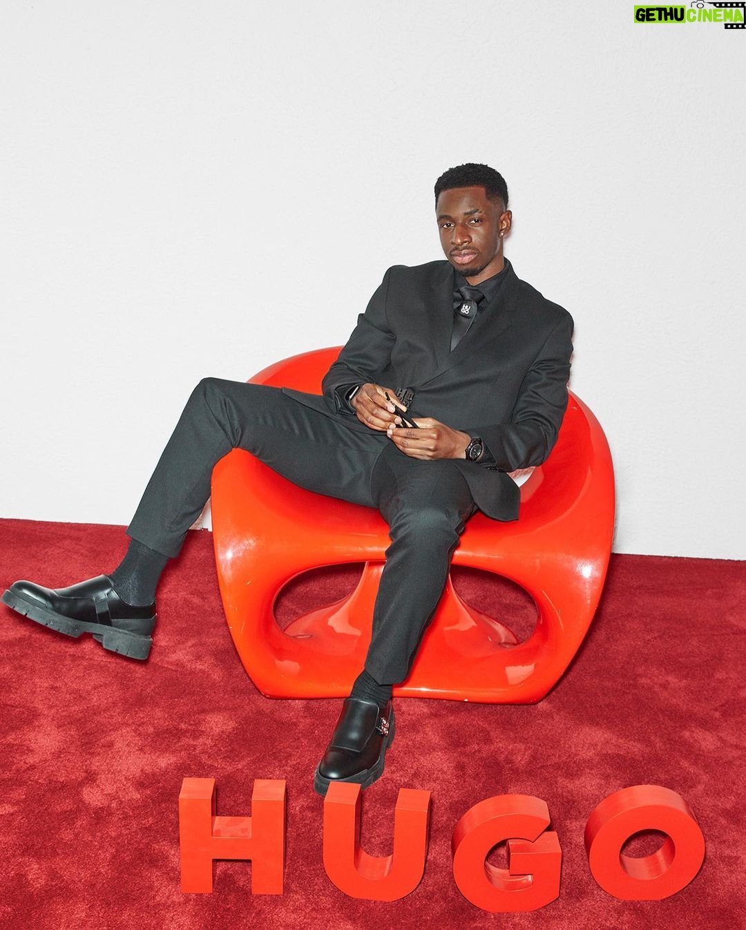 Tobi Brown - 298.6K Likes - Humbled. Honoured. Grateful.
Thank you @hugo_official for having me at the BRITs and allowing me to meet a lovely group of people ๐ซถ๐ฟ
