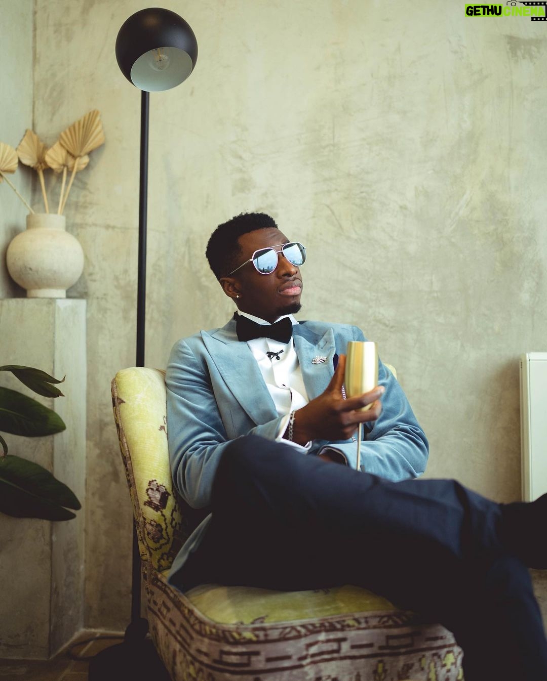 Tobi Brown Instagram - Suited and Booted 😎 London, United Kingdom