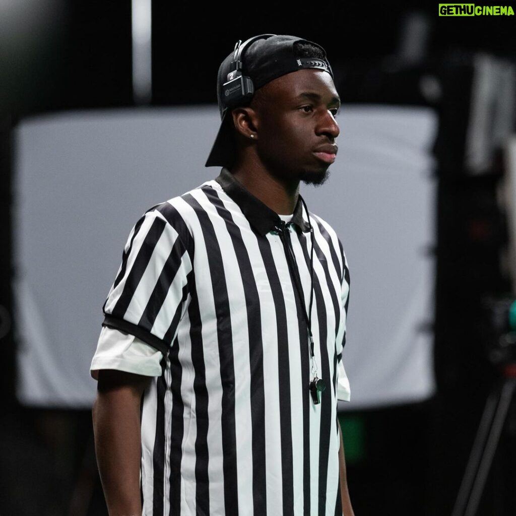 Tobi Brown Instagram - She call me the referee cos I be so official 🫡 London, United Kingdom