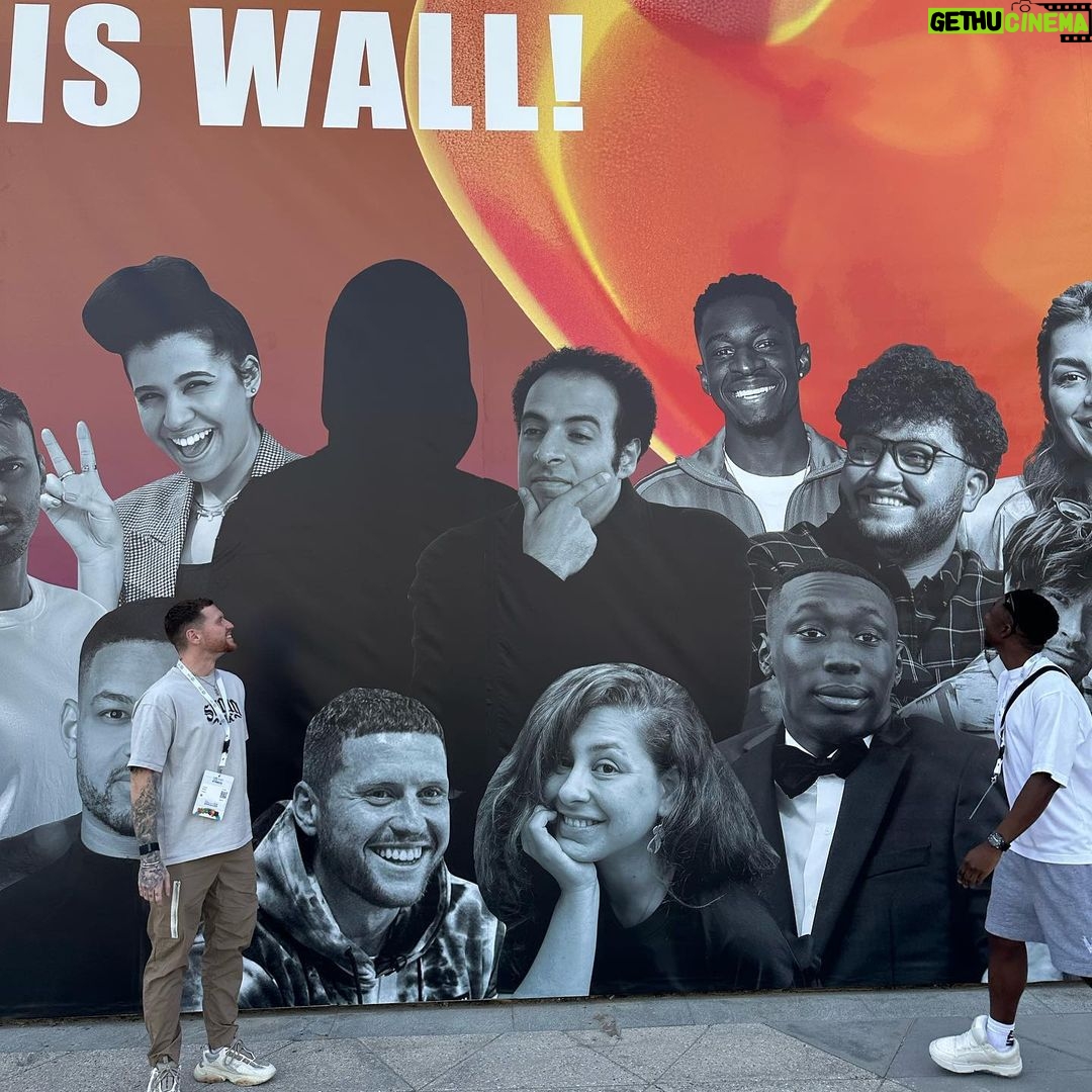 Tobi Brown Instagram - Had the honour of speaking in front of some amazing content creators and business people at the @1billionsummit with @behzingagram - thank you for having us #ad #1billionsummit Dubai, United Arab Emirates
