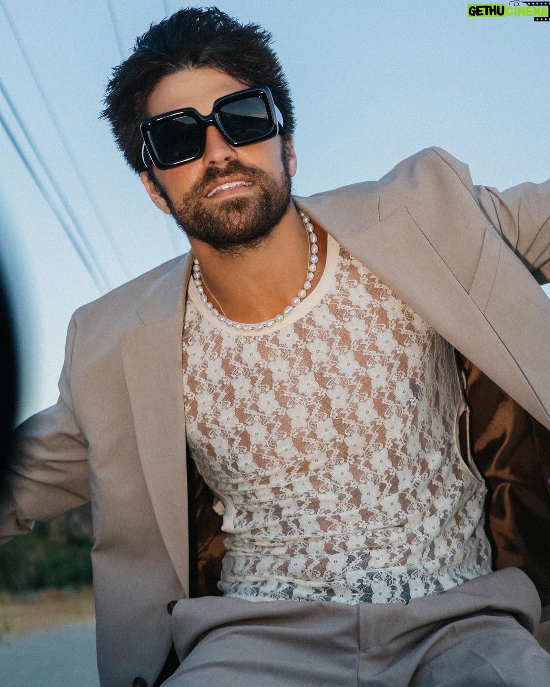Todd Smith Instagram - Started As A Joke: OUT NOW! A song about cowboys wearing lace tops. click the link in my bio RN