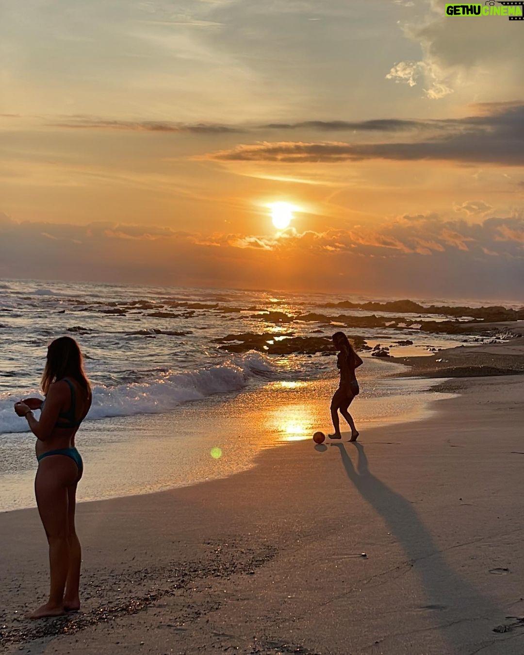Todd Smith Instagram - πΈπ¨π¨π¨π¨π¨π¨π¨π€π¦ Florblanca Resort - Santa Theresa, Costa Rica