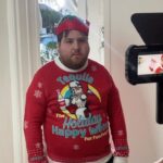 Todd Smith Instagram - Dear Mr. Sandee Claus, I hope this letter finds you well. I wanted to express my sincere apologies for the misunderstanding that occurred on Christmas Eve. When I saw you kissing mommy, I had no idea that you were actually my dad. I am so sorry for accusing you of inappropriate behavior and for mistakenly shooting you. I hope you can find it in your heart to forgive me, and I hope we can have a chance to make things right. I know I have a lot to learn about the complexities of family relationships, and I am willing to do whatever it takes to make amends. Please consider returning to my family and me, as I would love to have the opportunity to get to know you and build a relationship with you. Ps watch my new CHRISTMAS SHORT🎅🏻LINK IN ME BIO!!