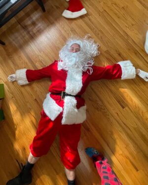 Todd Smith Instagram - Dear Mr. Sandee Claus,
I hope this letter finds you well. I wanted to express my sincere apologies for the misunderstanding that occurred on Christmas Eve. When I saw you kissing mommy, I had no idea that you were actually my dad. I am so sorry for accusing you of inappropriate behavior and for mistakenly shooting you. 
I hope you can find it in your heart to forgive me, and I hope we can have a chance to make things right. I know I have a lot to learn about the complexities of family relationships, and I am willing to do whatever it takes to make amends.
Please consider returning to my family and me, as I would love to have the opportunity to get to know you and build a relationship with you. 
Ps watch my new CHRISTMAS SHORT🎅🏻LINK IN ME BIO!!