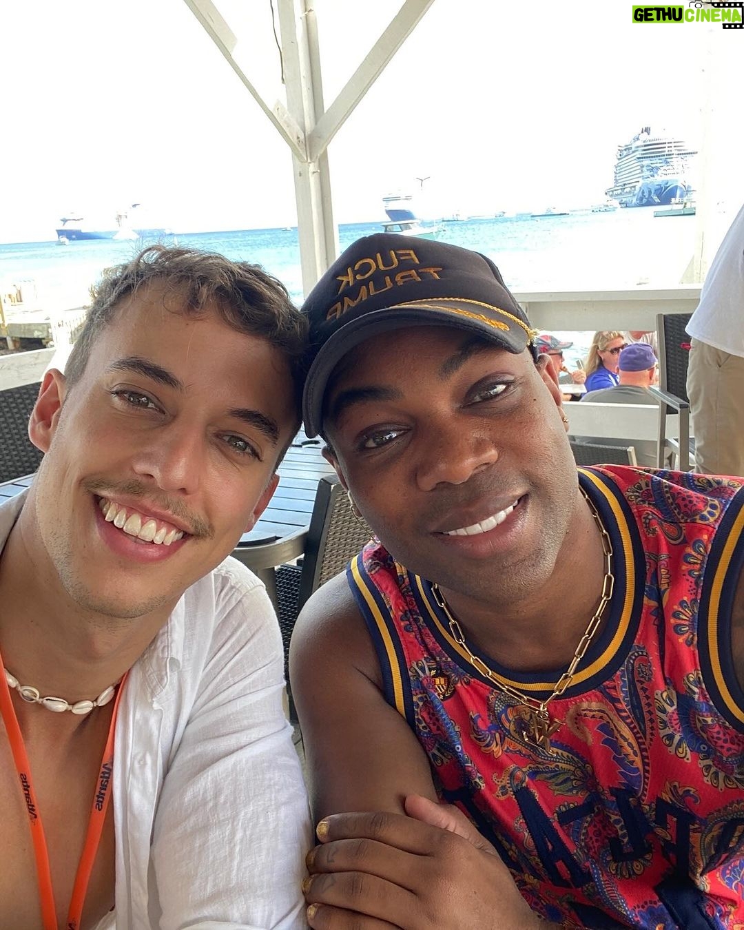 Todrick Hall Instagram - Happy V-Day to my ride or die @liamroodhouse 💕 I couldn’t possibly love you more!!!