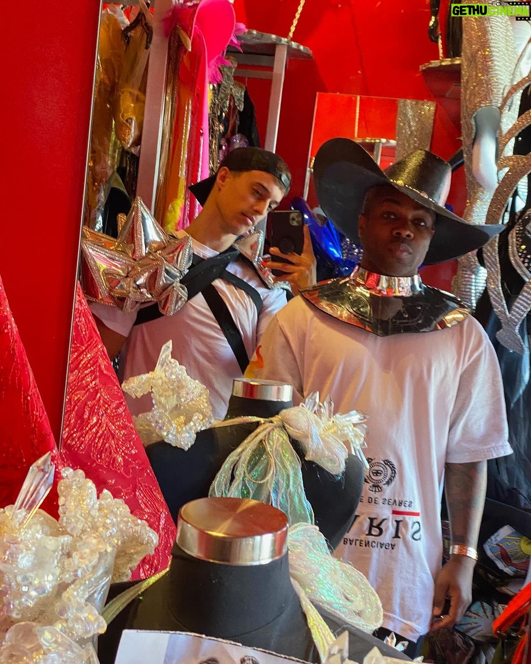Todrick Hall Instagram - Happy V-Day to my ride or die @liamroodhouse 💕 I couldn’t possibly love you more!!!