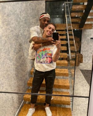 Todrick Hall Instagram - One thing about @liamroodhouse He LOVES a mirror selfie! This used to be my biggest pet peeve; that every time we’re leaving the house he wants to take a selfie of our outfits, but now I kinda love it…but shhhh 🤫 Don’t tell him that. In 4 days, we will have officially been together for a full year, CRAZY 🤯 Follow my patreon to watch our couples video we made together…coming soon!