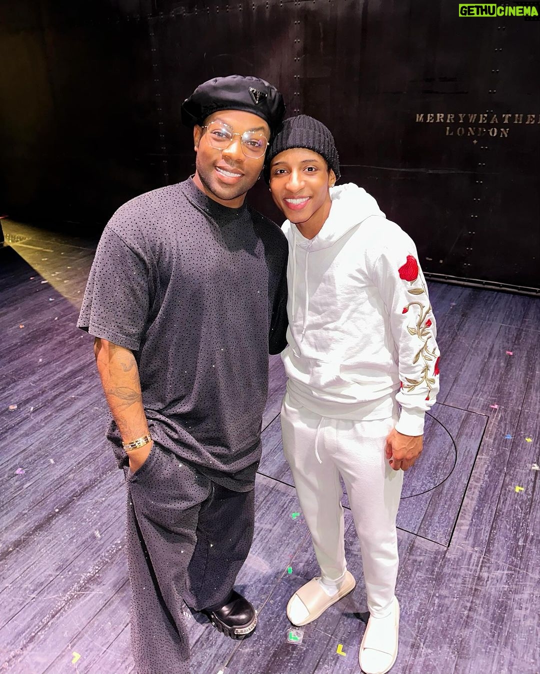 Todrick Hall Instagram - The last 48 hours in London have already been a vibe! 🇬🇧💂 The last slide is an important PSA 🤷🏾♂️ London, United Kingdom