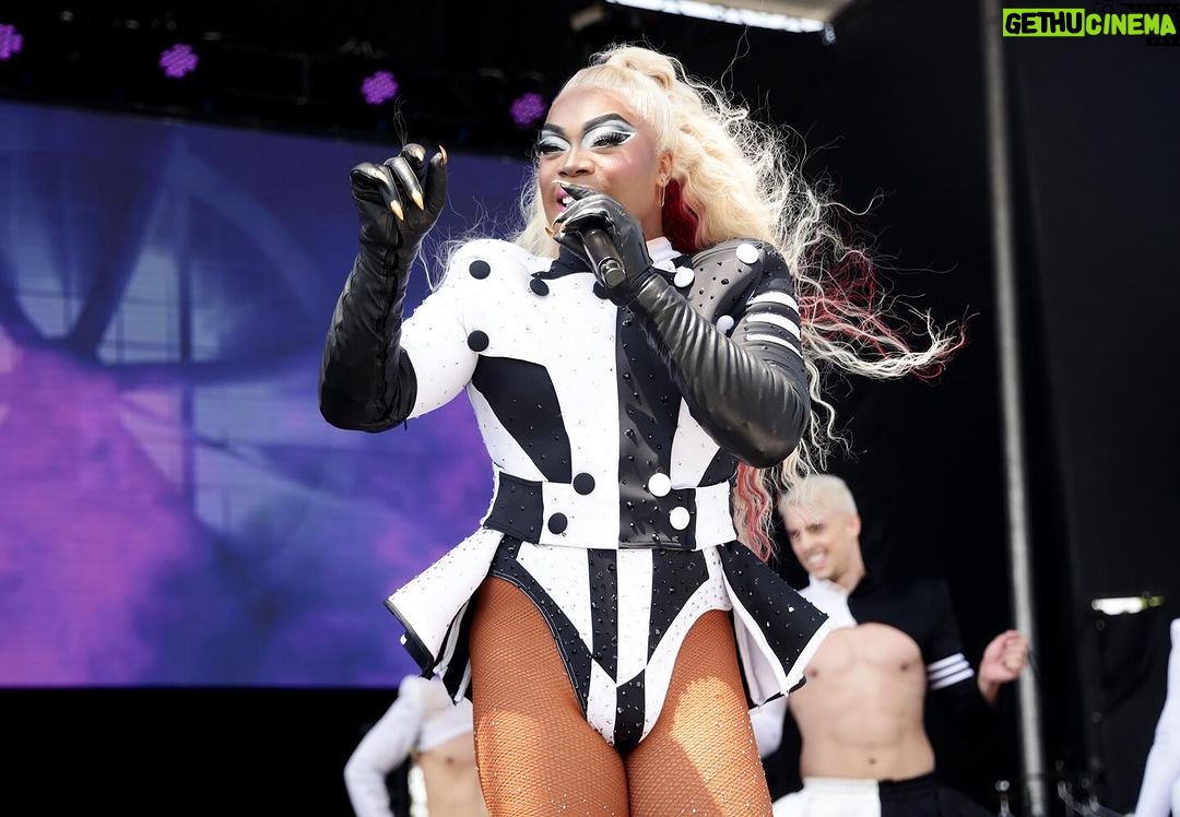 Todrick Hall Instagram - Welcome to Miami! Thank you @ahf_floridaaidswalk for having me! Miami, Florida