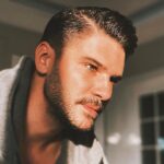 Tolgahan Sayışman Instagram – Efehan ‘a bakıyorumdur…🐣👀