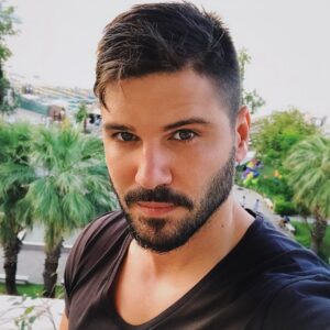 Tolgahan Sayışman Instagram - 