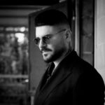 Tolgahan Sayışman Instagram – Hem yapımcılığını üstlendiğim hem de oynadığım “Arjen” isimli dizimizin çekimlerine büyük bir heyecan ve tutku ile başladık. “Arjen” çok yakında @gain de.