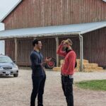 Tom Cavanagh Instagram – Pre-game. 

🎭 🎥🎬

My friend @tylerhoechlin and i shoot the breeze in prep for tonight’s Premiere of #Superman&Lois.

@cwsupermanandlois