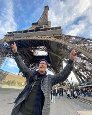 Tom Cavanagh Instagram - 🎥🇫🇷💙