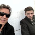 Tom Cavanagh Instagram - @grantgust ALWAYS wants photos with me. He's obsessed with me, honestly. #TomAndGrant Link in bio. #JoinTheHeist