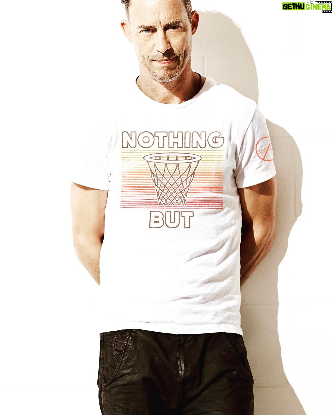 Tom Cavanagh Instagram - This T-shirt is charity! See the T-shirt, buy the T-shirt! All proceeds support 'Nothing But Nets', an initiative of the United Nations Foundation to help fight malaria. Because malaria is villain-bad and fighting malaria is superhero-good. Link to buy in bio⬆️ Represent.com/tom #NothingButNets @UNFoundation