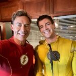 Tom Cavanagh Instagram – ❤️⚡️⚡️💛

@grantgust 
#theFlash 
🏄⚡️🎂