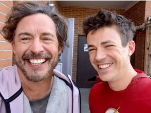 Tom Cavanagh Instagram - The Flash, and some of the BTS mayhem that runs alongside
🎥⚡️ 
@cwtheflash 
❤️⚡️💛