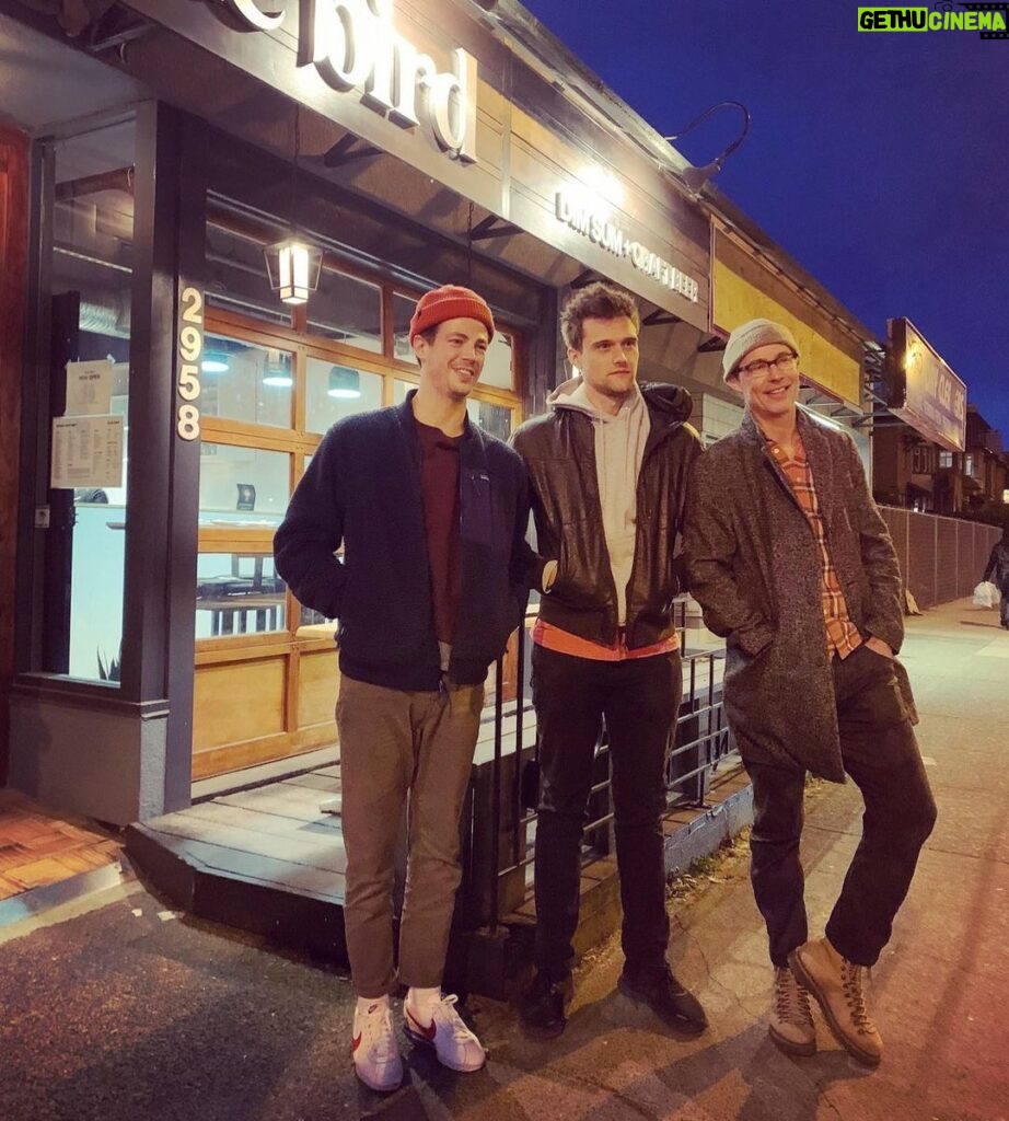 Tom Cavanagh Instagram - You can shut down @cwtheflash but you can’t stop Grant Gustin from buying me dinner. ⚡️ @grantgust @hartleysawyer #theFlash @littlebirddimsum