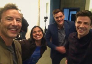 Tom Cavanagh Instagram - Lots ‘o Laughs out Loud. ⚡️😄⚡️
#theFlash
@tha_los @hartleysawyer @grantgust
