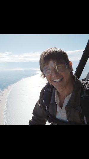Tom Cruise Instagram - A special message from the set of @MissionImpossible