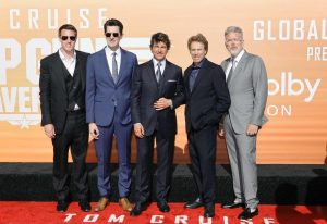 Tom Cruise Instagram - Last night was a celebration 36 years in the making. Truly incredible. #TopGun