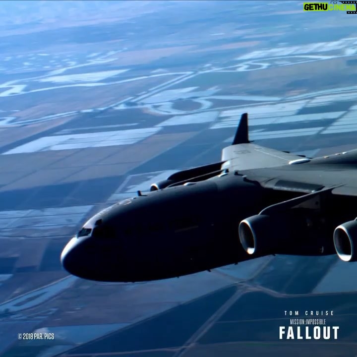 Tom Cruise Instagram - Over 100 jumps - we got it.