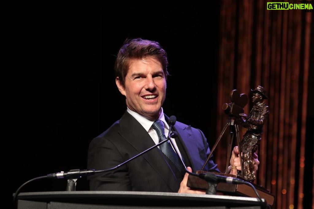 Tom Cruise Instagram - It was an honor to be recognized at #CinemaCon last night with the Pioneer of the Year award by the Will Rogers Motion Picture Pioneers Foundation - an organization that does so much for so many.