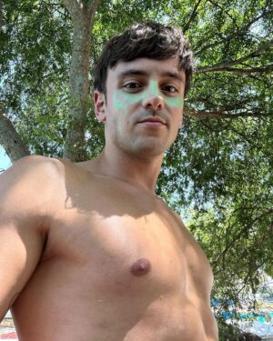 Tom Daley Instagram - WATER PARK DAY! 💦