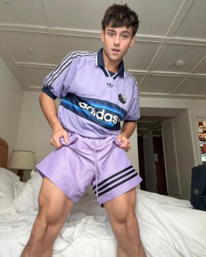 Tom Daley Instagram - SHORT shorts in Paris 🇫🇷