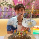 Tom Daley Instagram - 🎉I don’t know about you, but I’m feelin’ 22 (+7) 🥳 💅🏼🙈 🎂 Los Angeles, California