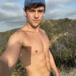 Tom Daley Instagram - 🏃‍♂️ Los Angeles, California