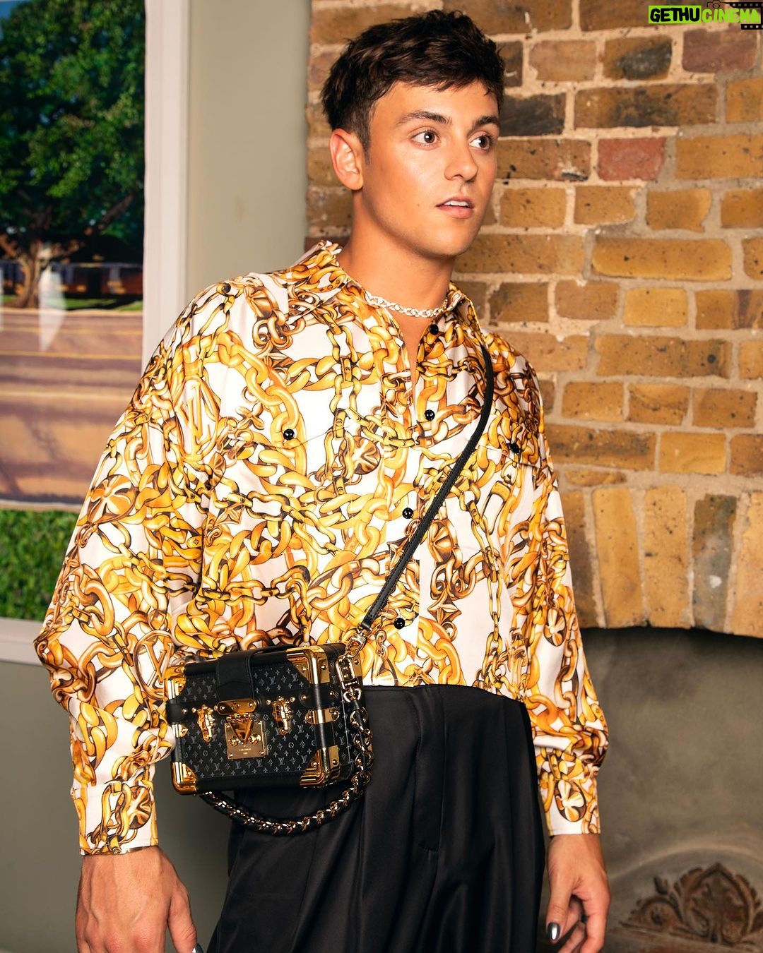 Tom Daley Instagram - What a night at VOGUE WORLD! Thanks for having me @voguemagazine ❤️ • • • 👕 @fendi @jamesyardley 📸 @mtyparks 💄 @Bethany.j.long