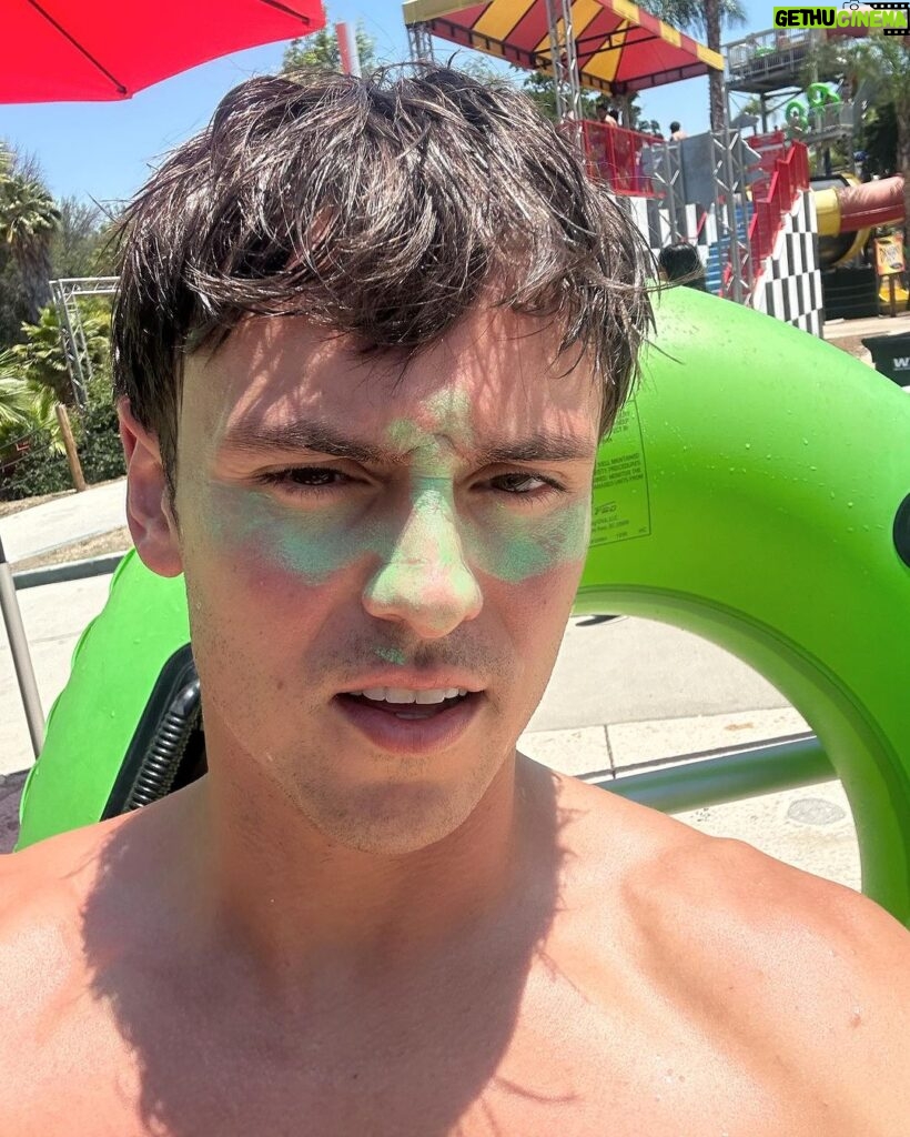 Tom Daley Instagram - WATER PARK DAY! 💦 Los Angeles, California