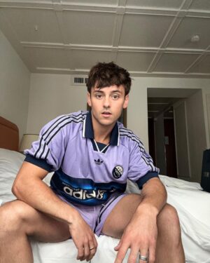 Tom Daley Instagram - SHORT shorts in Paris 🇫🇷