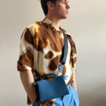 Tom Daley Instagram - PEEKABOO! 👜 • • #fendipeekaboo #inlovewithmyPeekaboo @fendi @silviaventurinifendi @mrkimjones @delfinadelettrez #ad