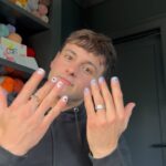 Tom Daley Instagram - Got my nails done with the new @Rimmellondon x Madame Web collection! So many colours to choose from, and so much fun to create with 🕸️❤️🕷️ Madame Web is in Cinemas now! #rimmellondonxmadameweb #rimmellondon #madameweb