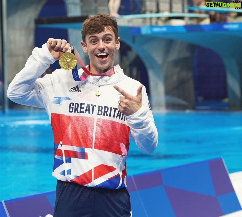 Tom Daley Instagram - 🥇 OLYMPIC CHAMPIONS! 🥇 • • I still can’t believe we actually did it! After 4 Olympics and 20 years of diving! An Olympic Gold medal! And to do it with @mattydiver was all the more special! I wish my family was there to see it, but knowing my Husband and Son got to see us (📺) win Olympic Gold is NEXT LEVEL! 🥇🔥🇯🇵🇬🇧 • • Massive thank you to everyone who made this possible! You have all played such a huge role in making this happen! • • #tokyo #tokyo2020 #olympics #olympicchampion Tokyo Japan