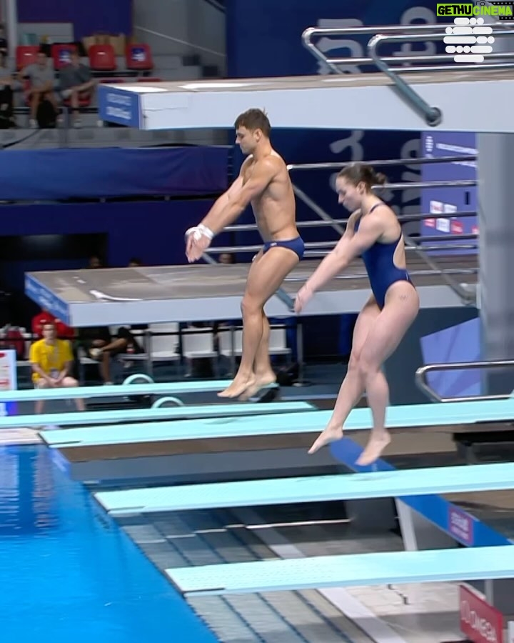 Tom Daley Instagram - 🥇 WORLD CHAMPIONS 🥇 • • Felt good to be back on the international stage for the first time in 2.5 years! WELL DONE TEAM! Next comp is with @noah_w9 on February 8th 💪