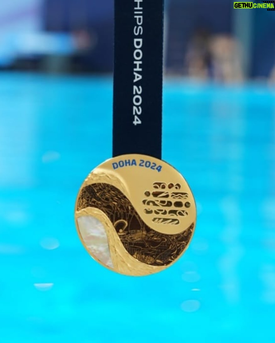 Tom Daley Instagram - 🥇 WORLD CHAMPIONS 🥇 • • Felt good to be back on the international stage for the first time in 2.5 years! WELL DONE TEAM! Next comp is with @noah_w9 on February 8th 💪
