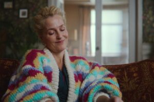 Tom Daley Instagram - 🚨 Chance to WIN Dr. Jean Milburn’s cardigan as seen on @sexeducation, knitted last year by me! Enter the prize draw run by @mindcharity in support of LGBTQIA+ projects.. link to enter in bio!