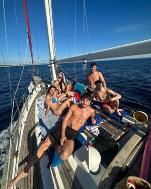 Tom Daley Instagram - OUT ‘N’ ABOAT! ⛵️