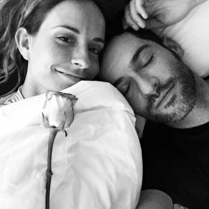 Tom Ellis Instagram - Happy Valentine’s Day to my Missing jigsaw piece @moppyoppenheimer I love you ❤️💕