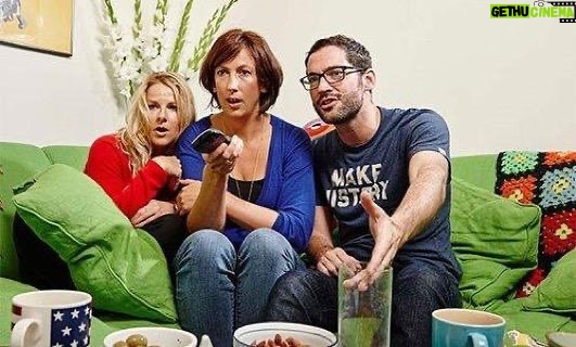 Tom Ellis Instagram - #WayBackWhen I did goggle box for stand up to cancer in 2014. Such fun with the Miranda family raising money for a brilliant charity.