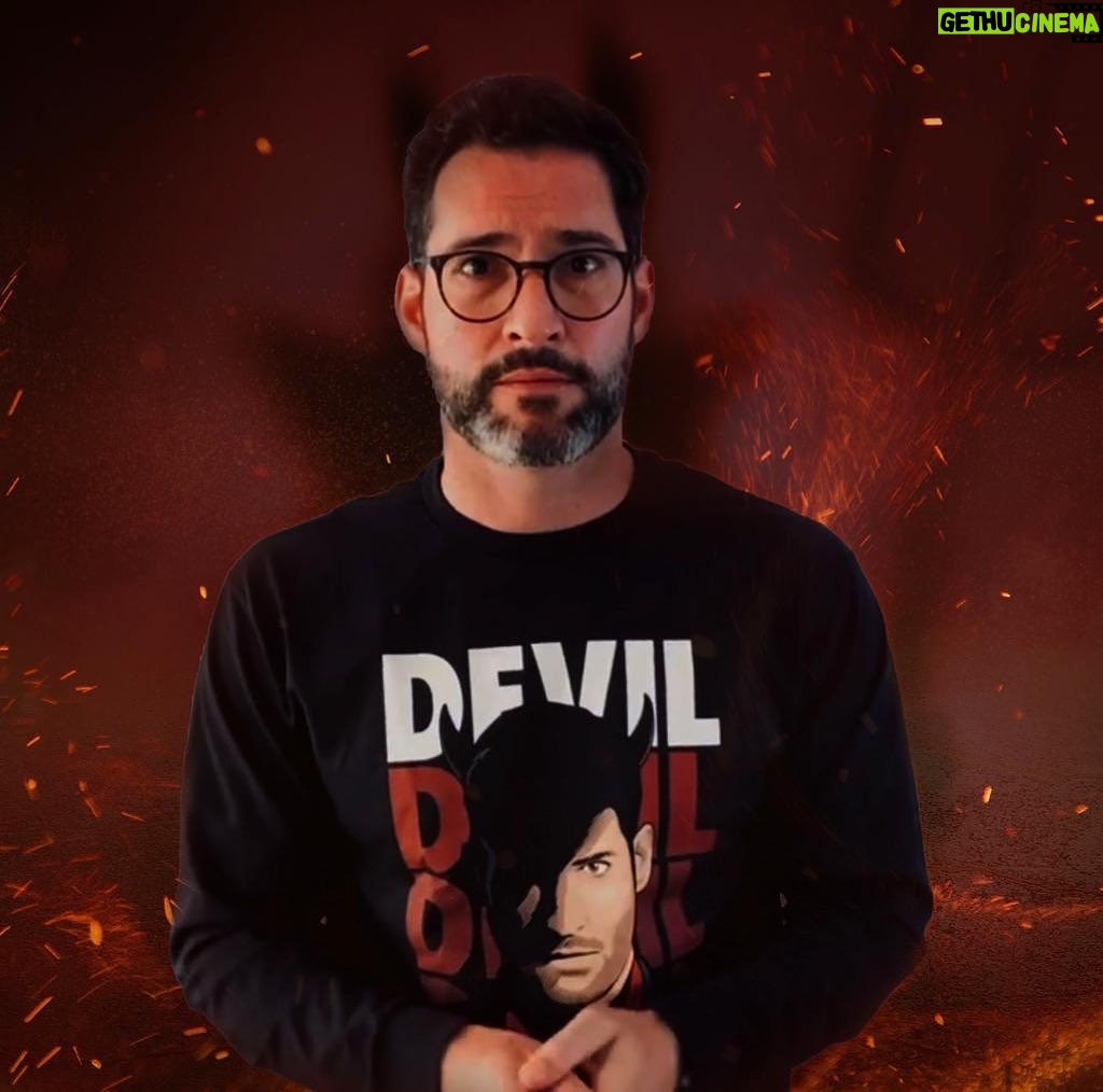 Tom Ellis - 621.6K Likes - Only two weeks left to shop my official #lucifer collection before it’s gone forever.
Link to buy in my bio!