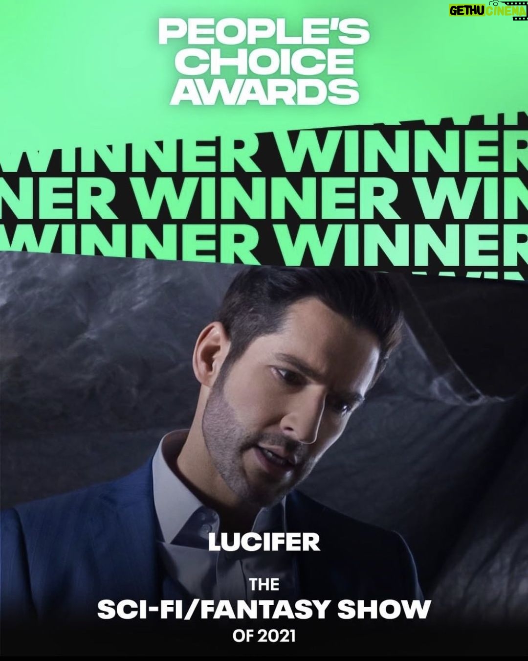 Tom Ellis Instagram - We bloody won! Thank you to EVERYONE who voted!!!!!! #peopleschoiceawards #pca2021 ❤️😈